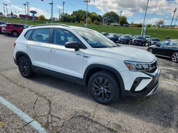 VOLKSWAGEN TAOS 4MOTION 2022 3VVMX7B20NM021215 image